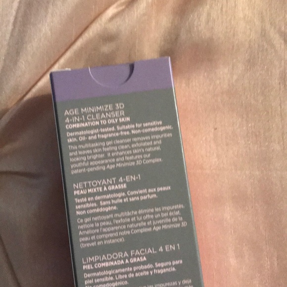 Mary Kay timewise 4 in 1 cleanser oily combo - Picture 2 of 3